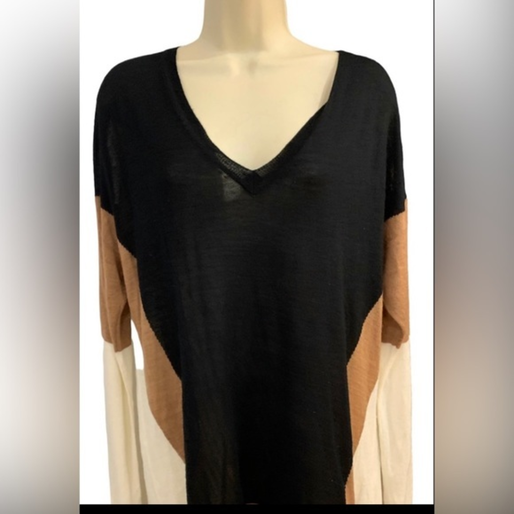 Merino Wool color block sweater Womens size 18/20 V neck